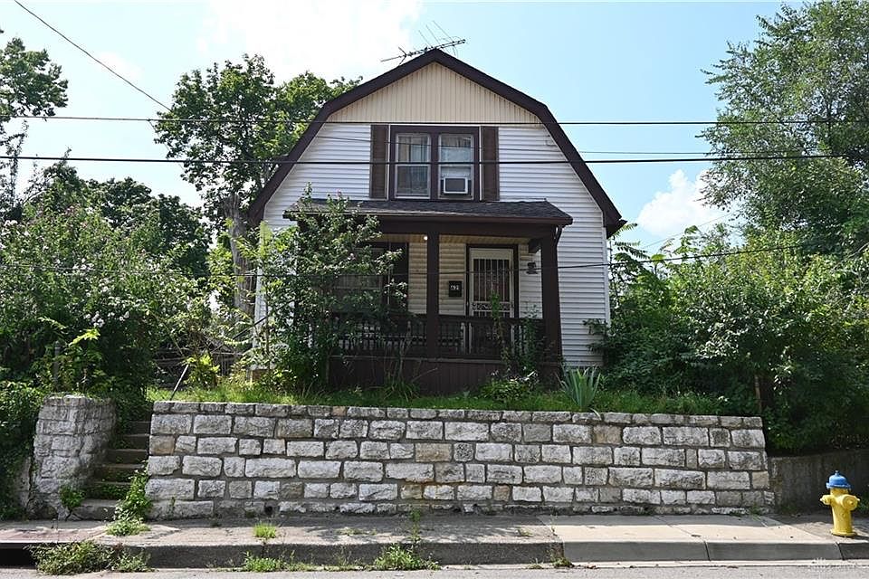 1st image of 621 Geyer St
