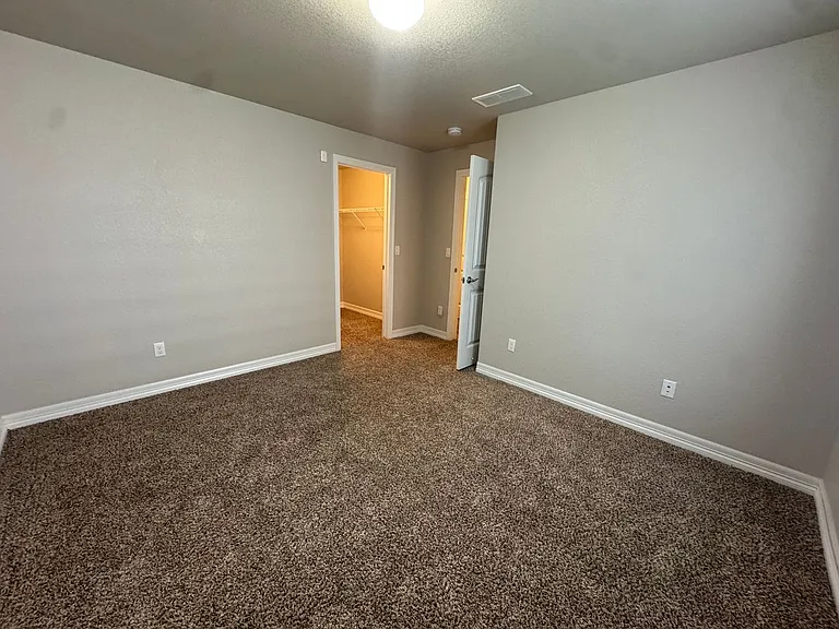 6131 Anders Ridge Ln — Photo 30