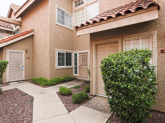 3rd image of 1633 E Lakeside Dr Unit 23