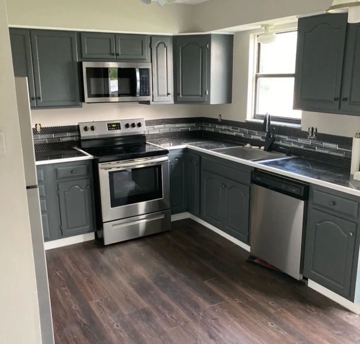 2115 W Case Rd — Photo 2