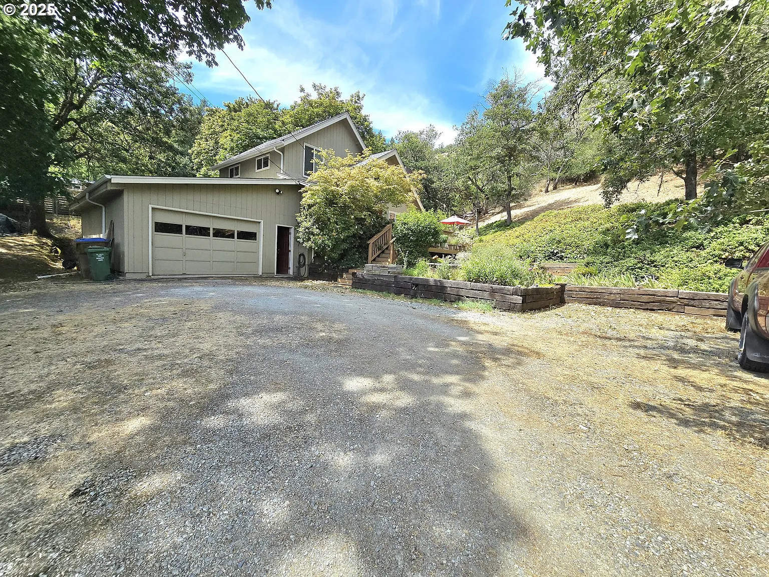728 NW Morrison Ave photo 1