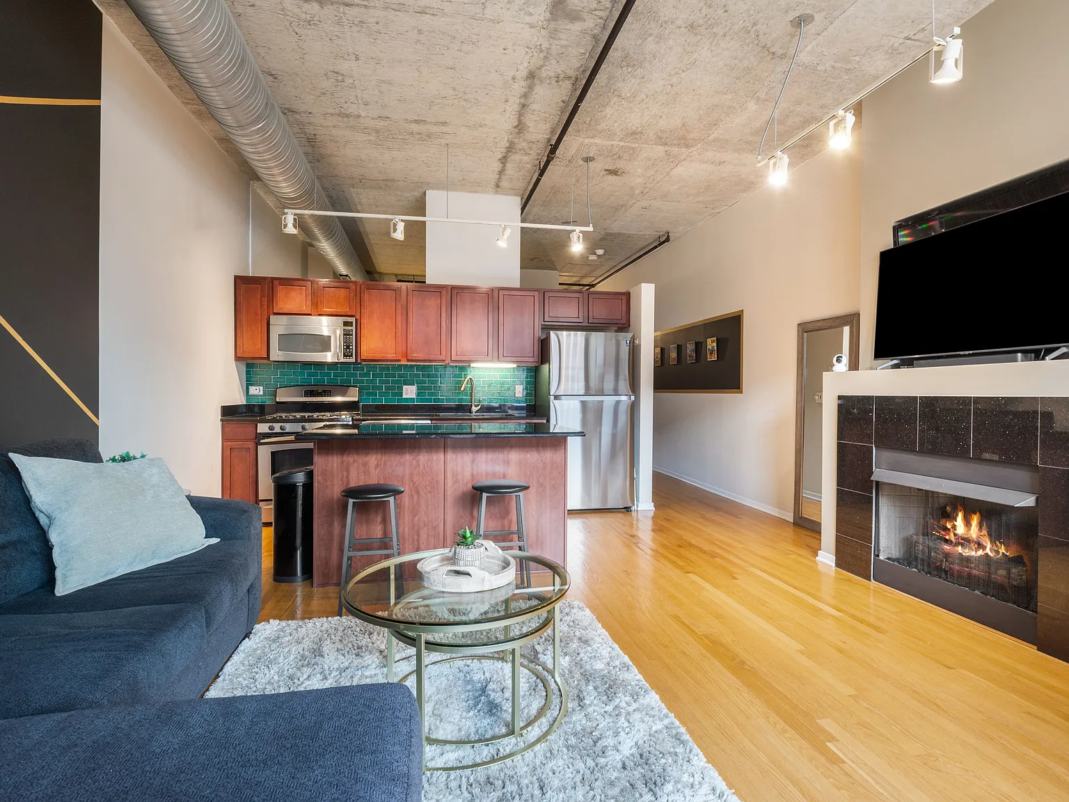 1 bed, 850 sqft, $2,975 — Photo 4