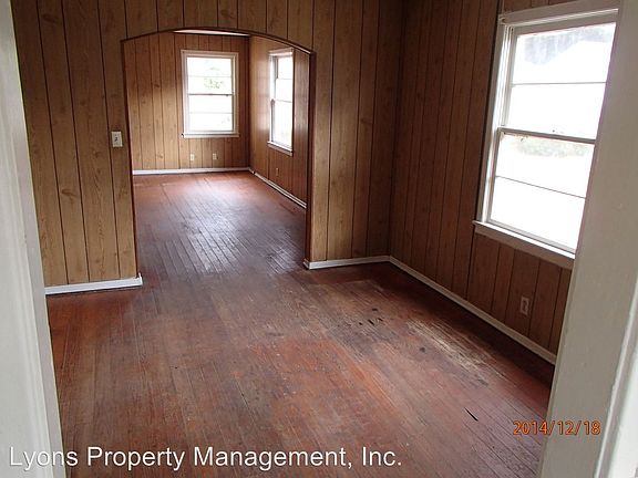 5th image of 626 Scott Dr