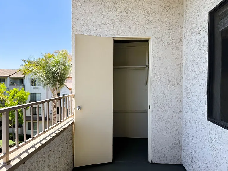 One park Apartments — Photo 104