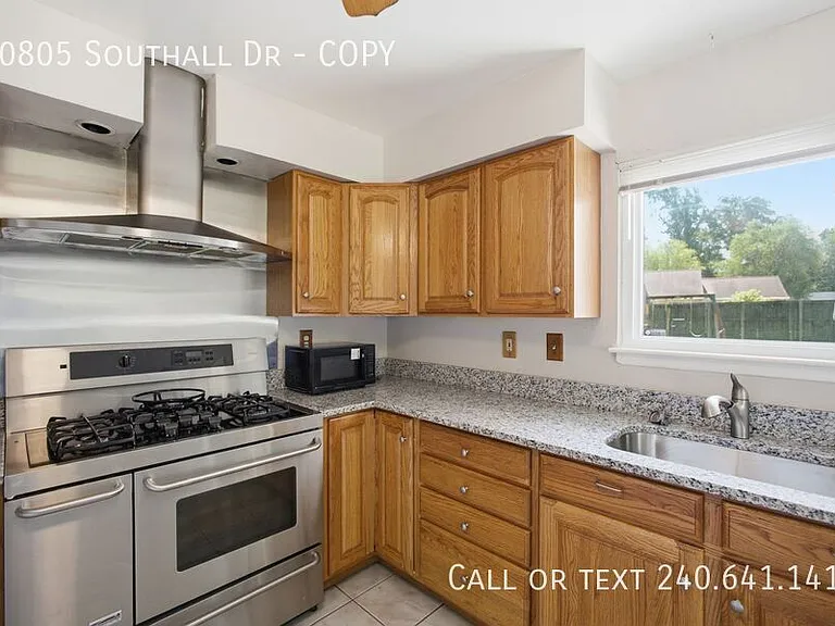 10805 Southall Dr #COPY — Photo 6