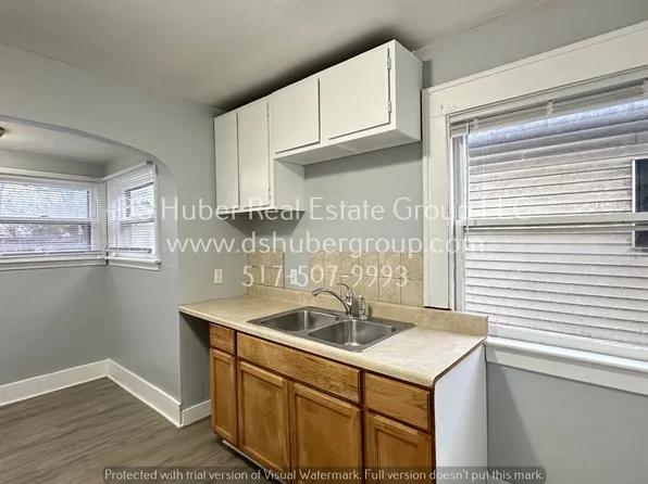 1136 N Martin Luther King Jr Blvd, Lansing, MI 48915