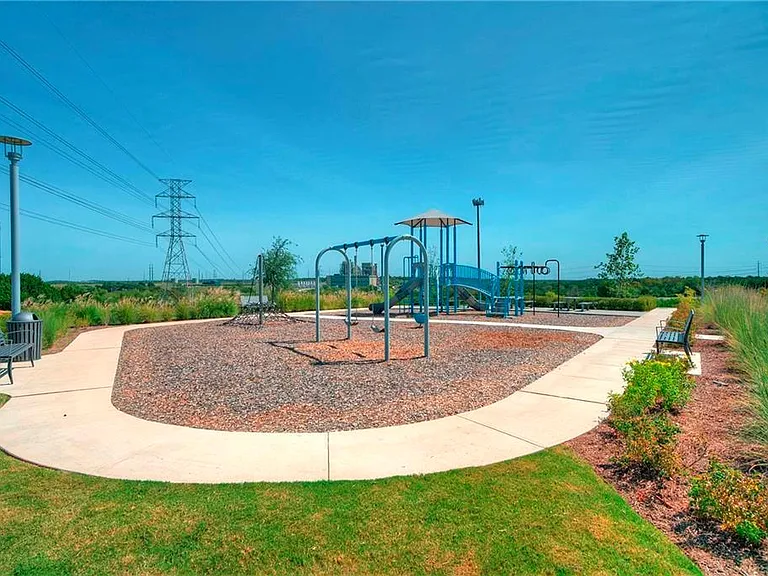 7920 City Top Blvd — Photo 31