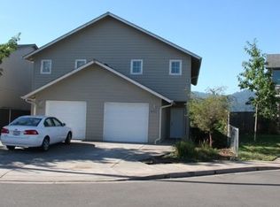 4173 Glacier View Dr, Springfield, OR 97478