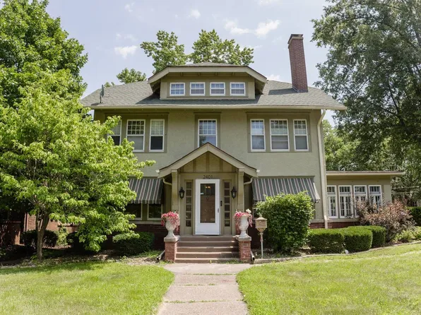 2401 Brady St, Davenport, IA 52803