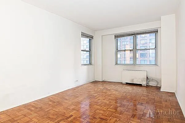 Sold by Anchor Associates | media 4