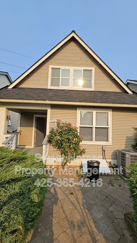 3 bed, 2.0 bath, 1460 sqft, $3,250 — Photo 3
