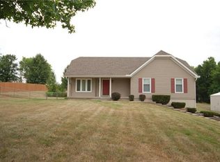 16101 Marcrest Dr, Kearney, MO 64060