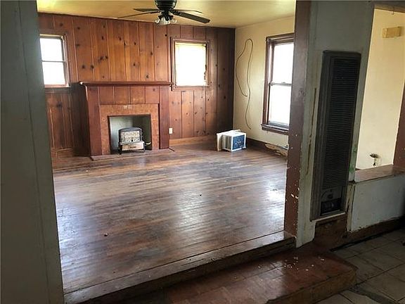5th image of 1704 Avenue C