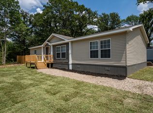 202 Wildflower Dr, Mabank, TX 75156