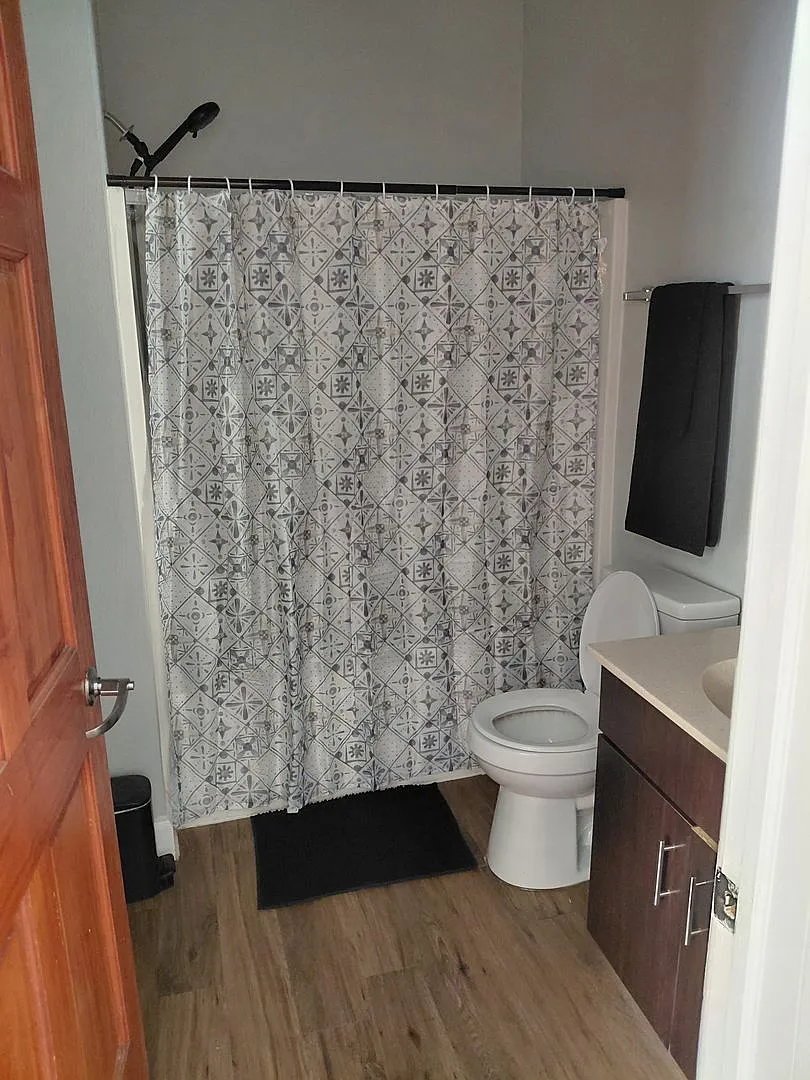 302 W Commercial Unit 207E — Photo 1