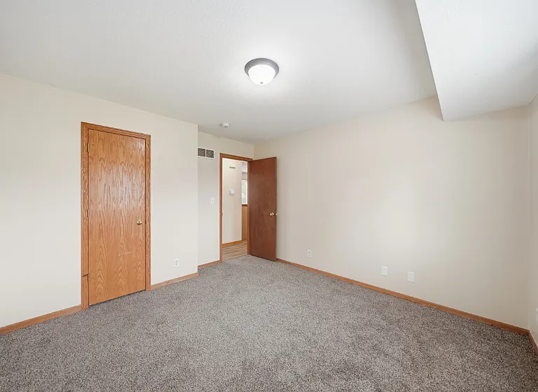 1907 W Apricot Ln — Photo 12