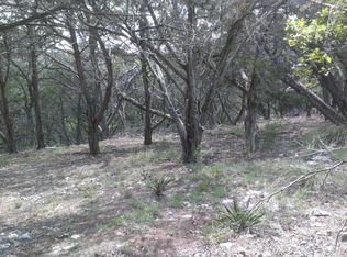 132 S Turkey Spur, Kerrville, TX 78028
