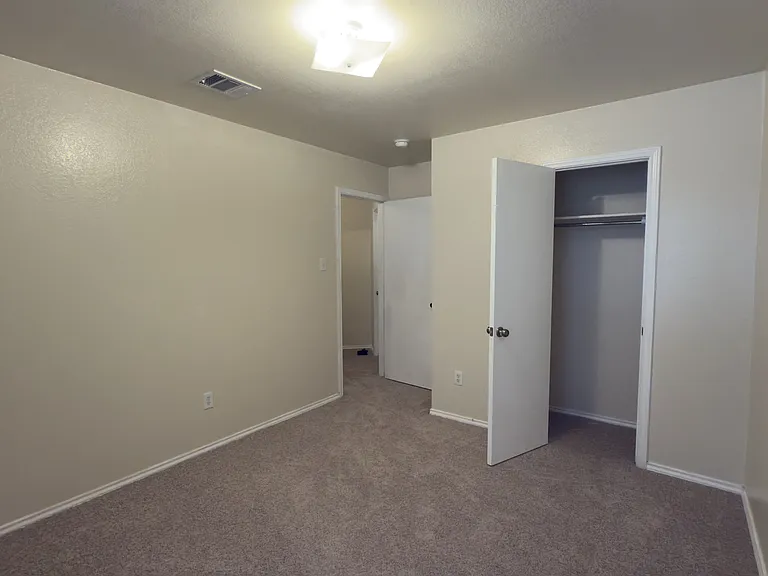 4105 Kings Canyon Dr — Photo 25