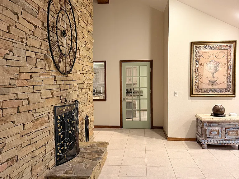 4932 Hidden Oaks Trl — Photo 79