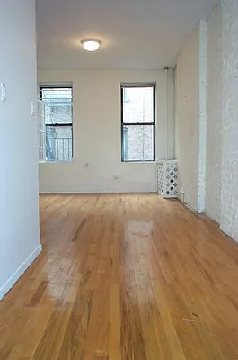 Rented by Tower Brokerage | media 22