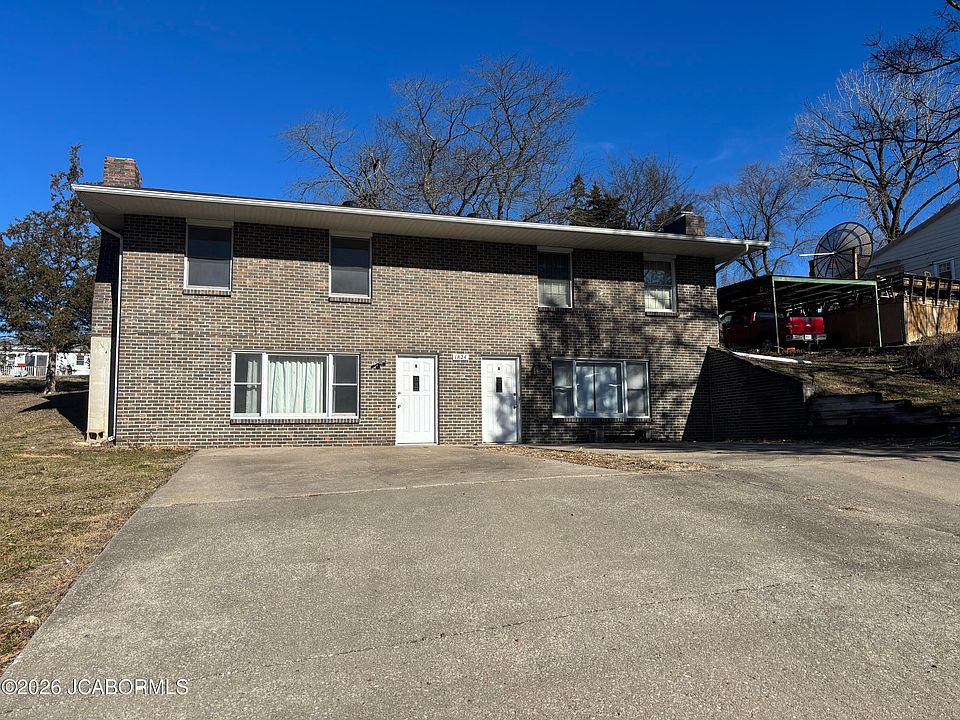 1st image of 1824 Crader Dr