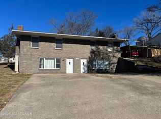 1824 Crader Dr, Jefferson City, MO 65109