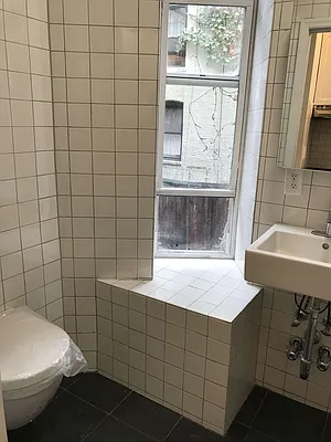 Rented by Waverly Realty Associates | media 4