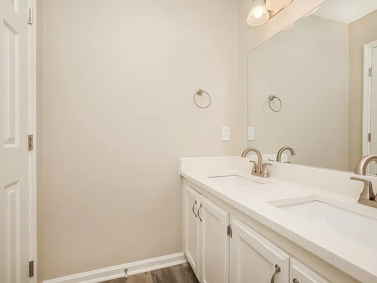309 Cedar Park Cir — Photo 13