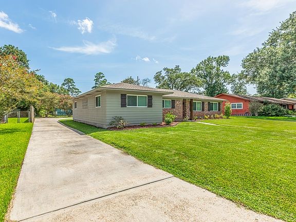 2nd image of 2111 Live Oak Rd