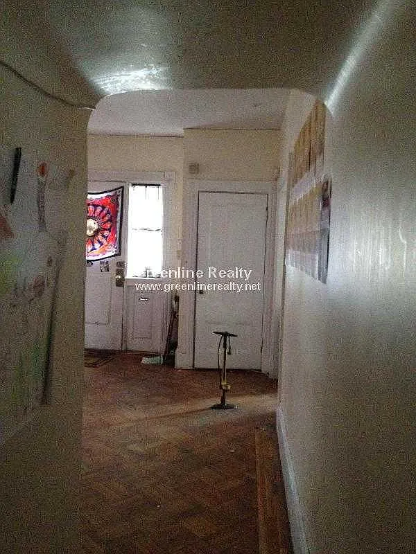 3 bed, $5,450 — Photo 2