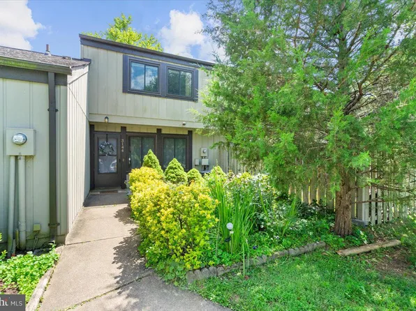 3144 Babashaw Ct, Fairfax, VA 22031