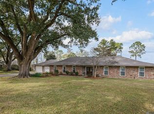 767 Oak Hills Pkwy, Baton Rouge, LA 70810