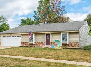 8889 Meadowgate Ct, Dayton, OH 45424