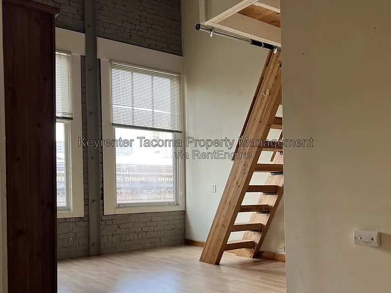 1120 E Cliff Ave #510 — Photo 14