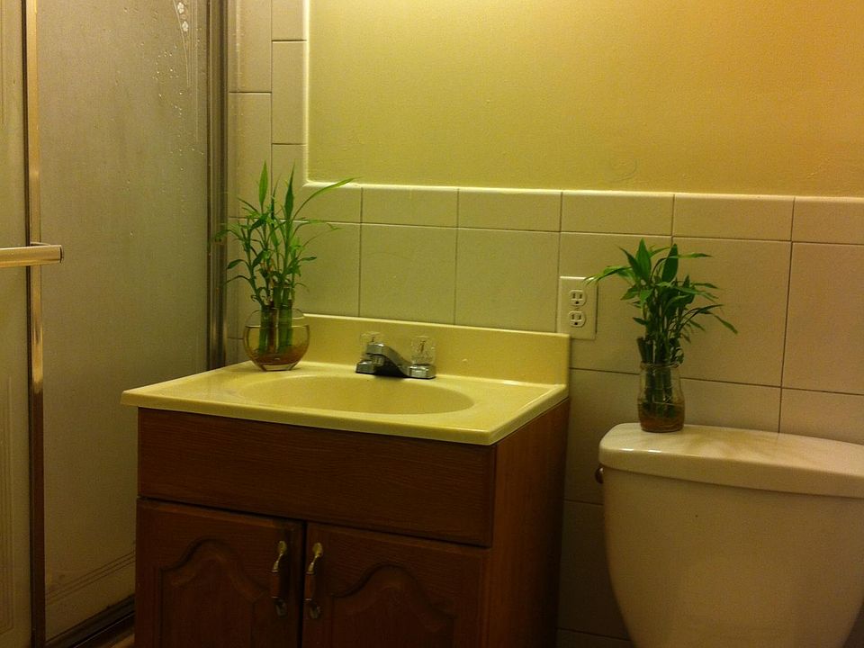 1st image of 399 Leland Ave