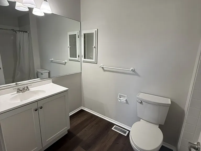 1011 Rockport Dr — Photo 11