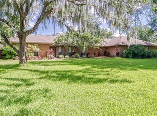 904 Arrowhead Ln, Brandon, FL 33511