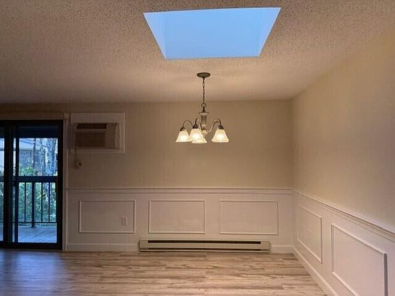 3rd image of 432 Old Chatham Road APT 411