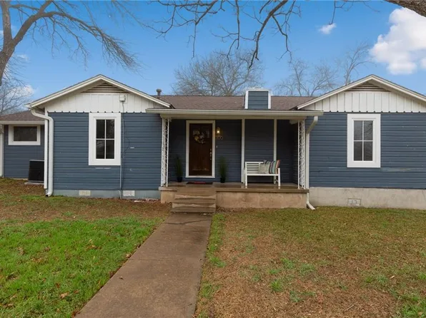 300 S 3rd St, Pflugerville, TX 78660