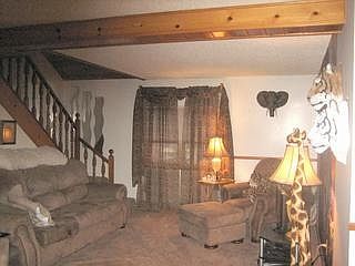 5th image of 149 Hazeltine Ave