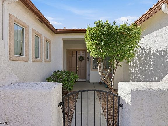 4th image of 6533 Candleglade Ct