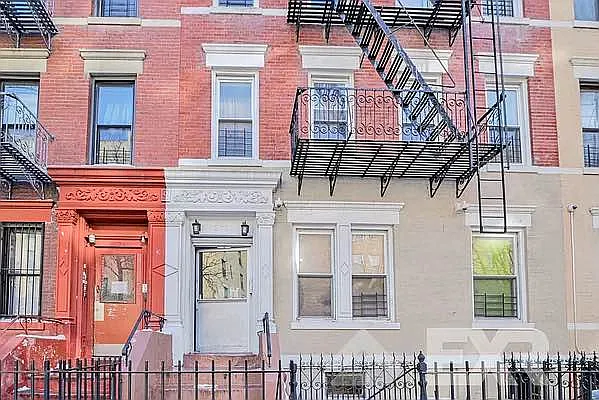 Rented by EXR | media 11