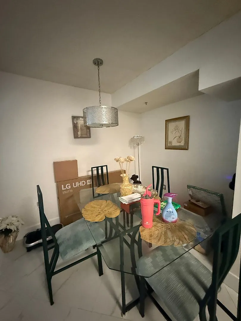 751 - MM Paragon 103 Condo — Photo 4