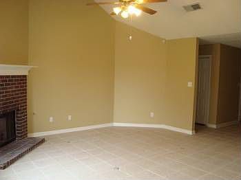 3rd image of 6577 Green Glen Dr