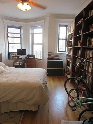 Rented by Space Real Estate | media 21