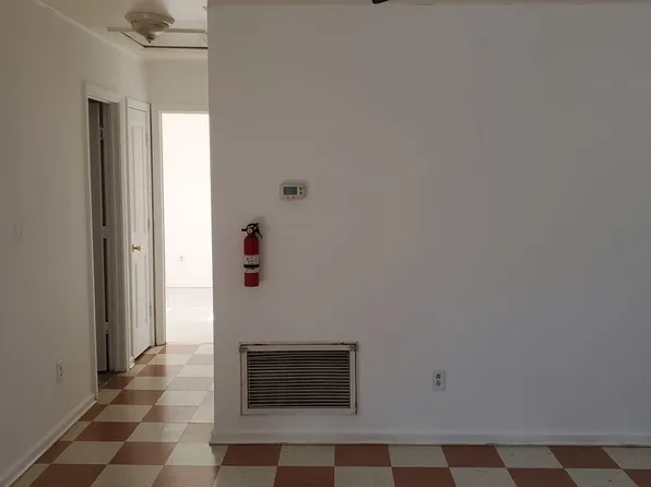 844 W 38th St, 844 W 38th St #3, Norfolk, VA 23508