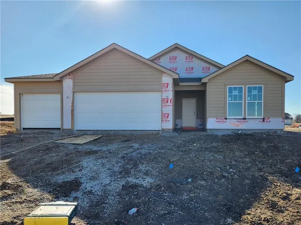4564 N 145th Ct, Basehor, KS 66007