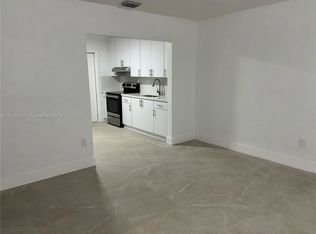 4521 NW 4th St, Miami, FL 33126