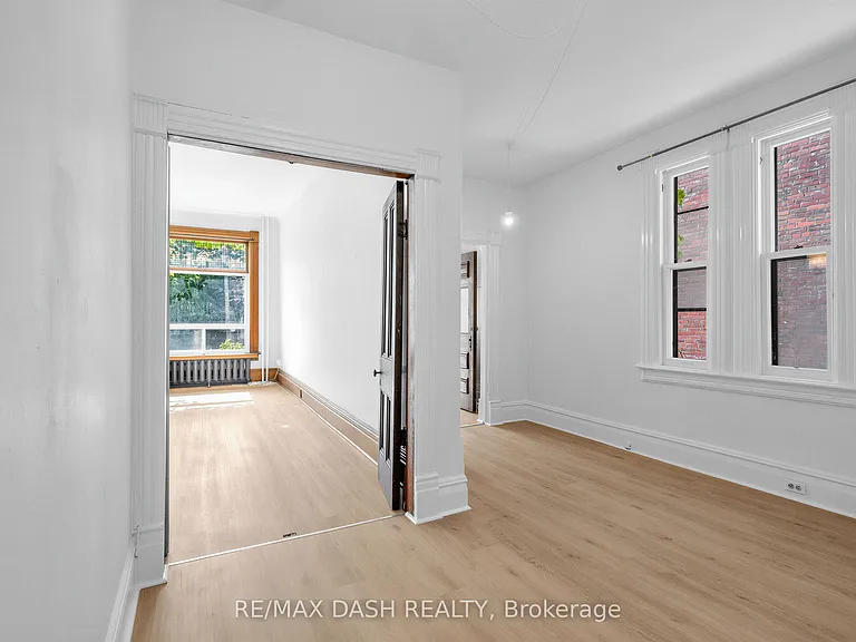 665 Huron St — Photo 6
