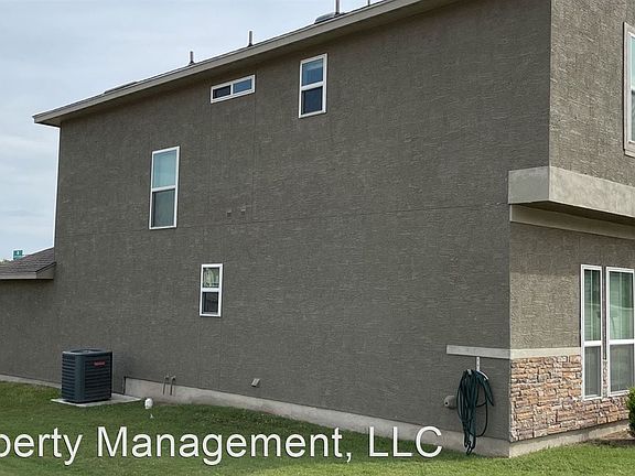 2nd image of 626 Meadow Arbor Ln